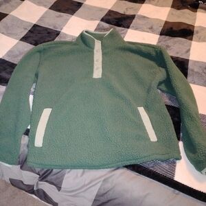 Green Fleece Pullover with Collar